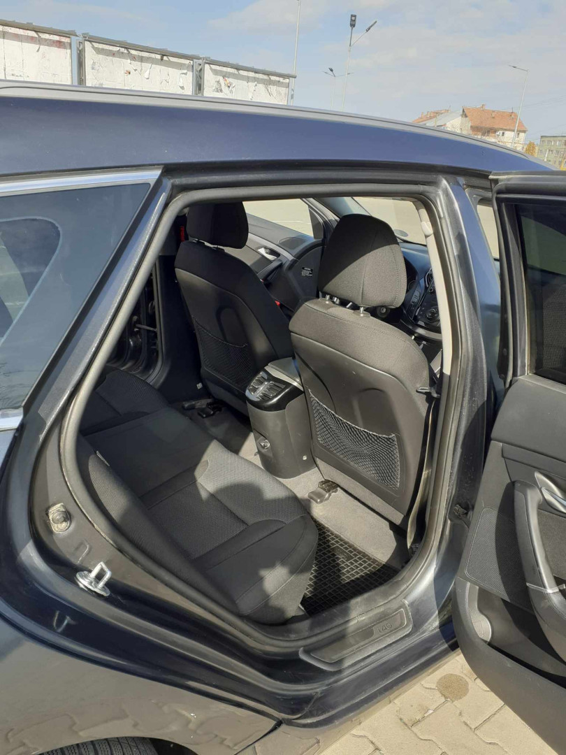 Cumpara/ Vinde online Hyundai i40 2013 SH, la cel mai bun pret pentru tine!