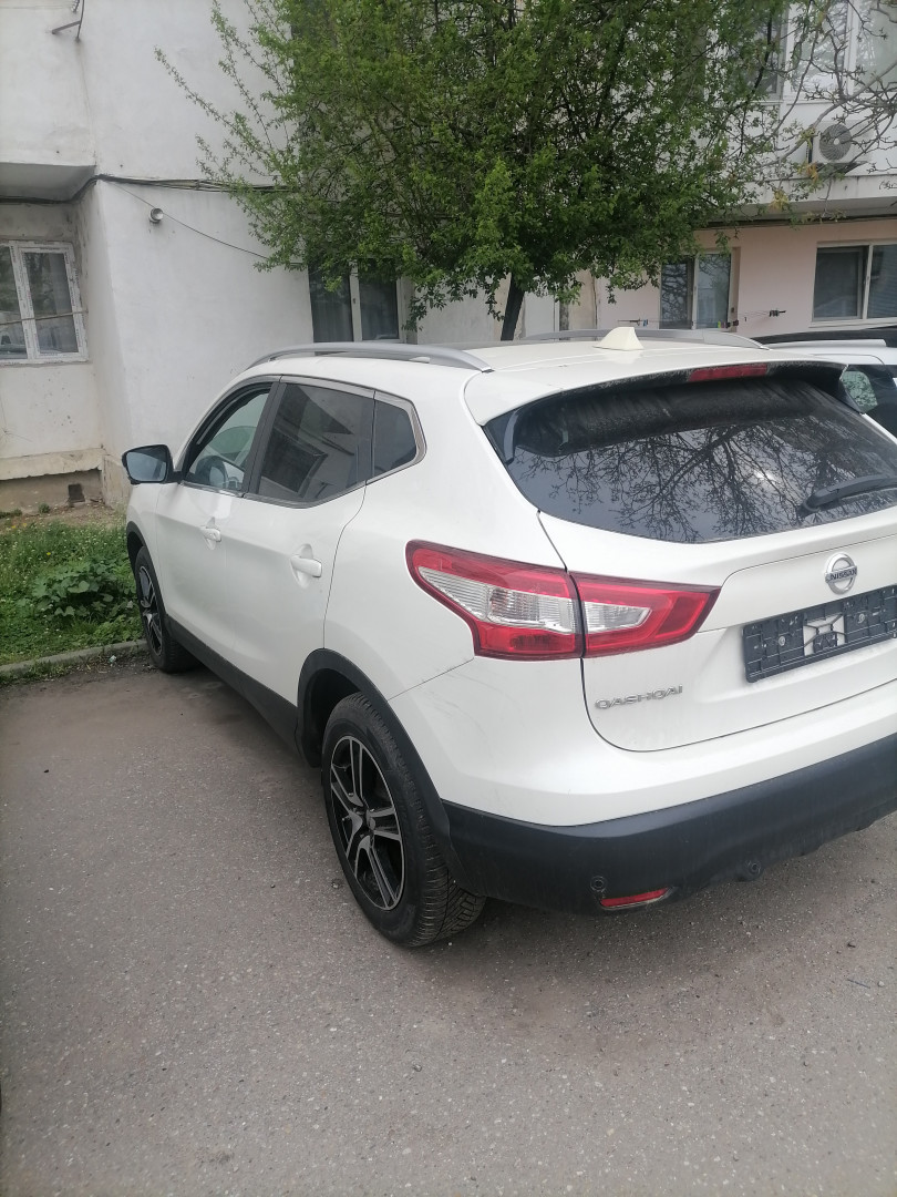 Cumpara/ Vinde online Nissan Qashqai 2015 SH, la cel mai bun pret pentru tine!
