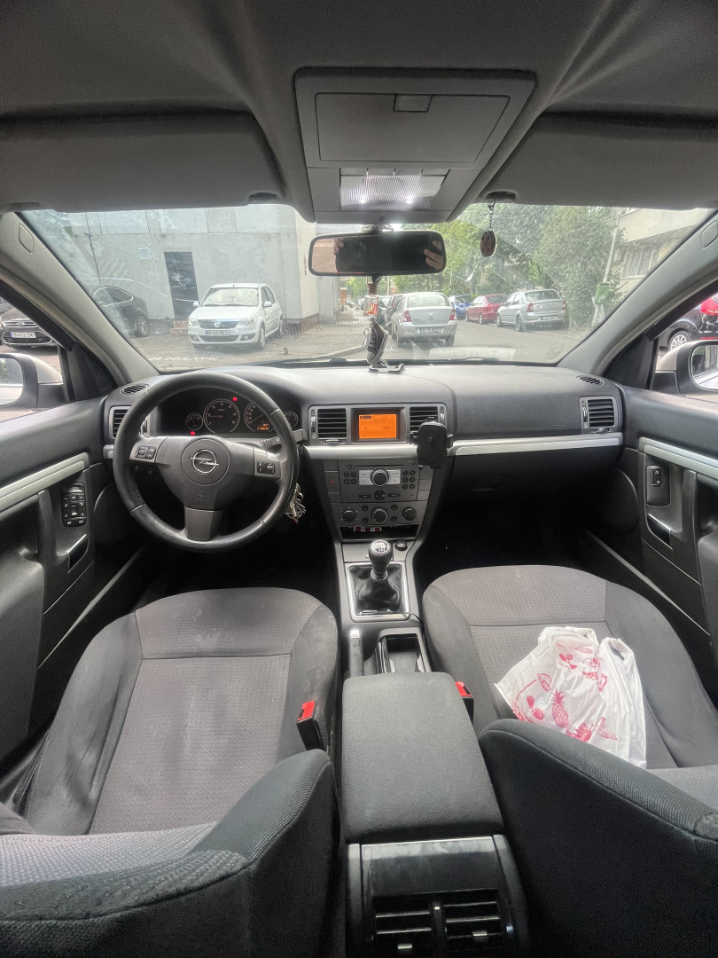 Cumpara/ Vinde online Opel Vectra 2007 SH, la cel mai bun pret pentru tine!