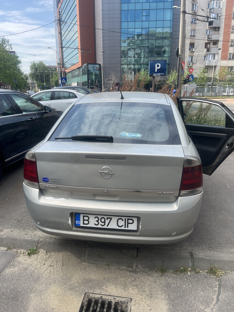 Cumpara/ Vinde online Opel Vectra 2007 SH, la cel mai bun pret pentru tine!