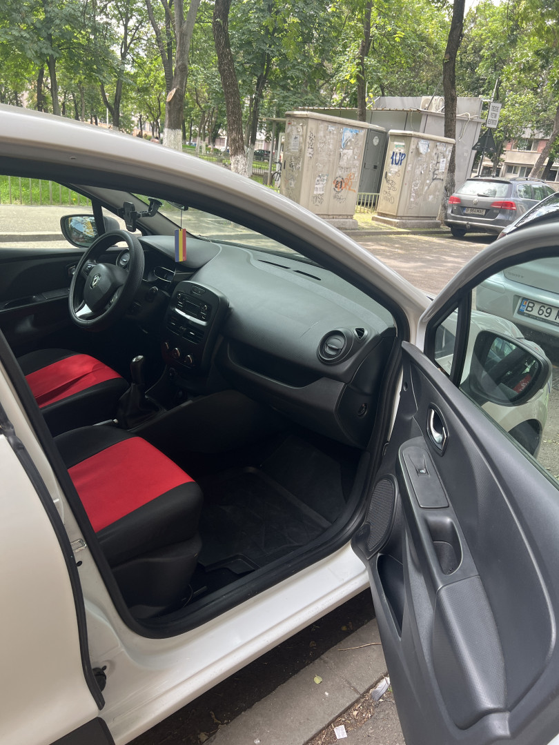 Cumpara/ Vinde online Renault  Clio 2016 SH, la cel mai bun pret pentru tine!