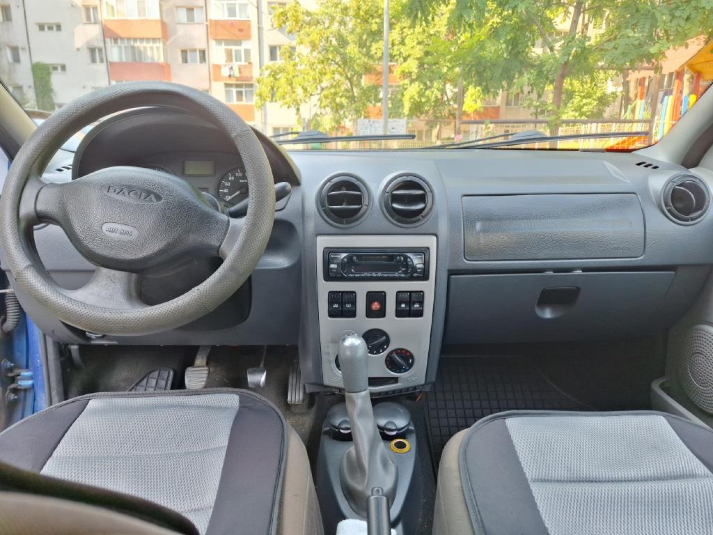 Cumpara/ Vinde online Dacia Logan 2005 SH, la cel mai bun pret pentru tine!