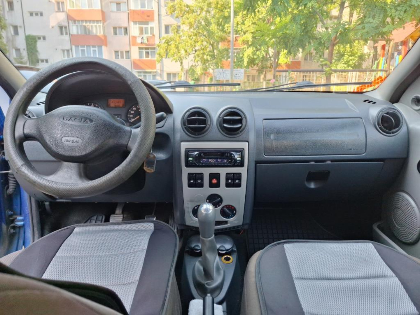 Cumpara/ Vinde online Dacia Logan 2005 SH, la cel mai bun pret pentru tine!