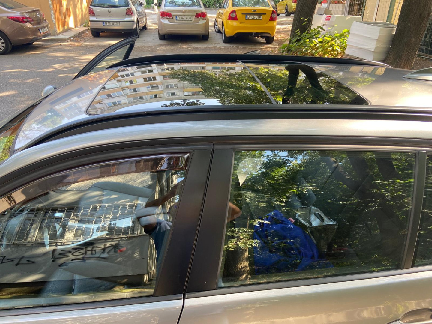 Cumpara/ Vinde online BMW 318 2010 SH, la cel mai bun pret pentru tine!