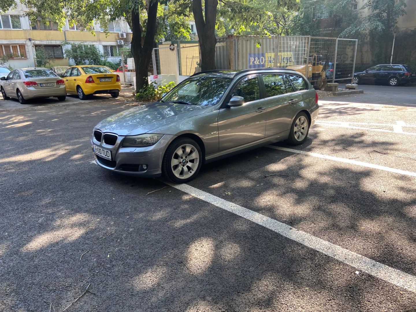 Cumpara/ Vinde online BMW 318 2010 SH, la cel mai bun pret pentru tine!